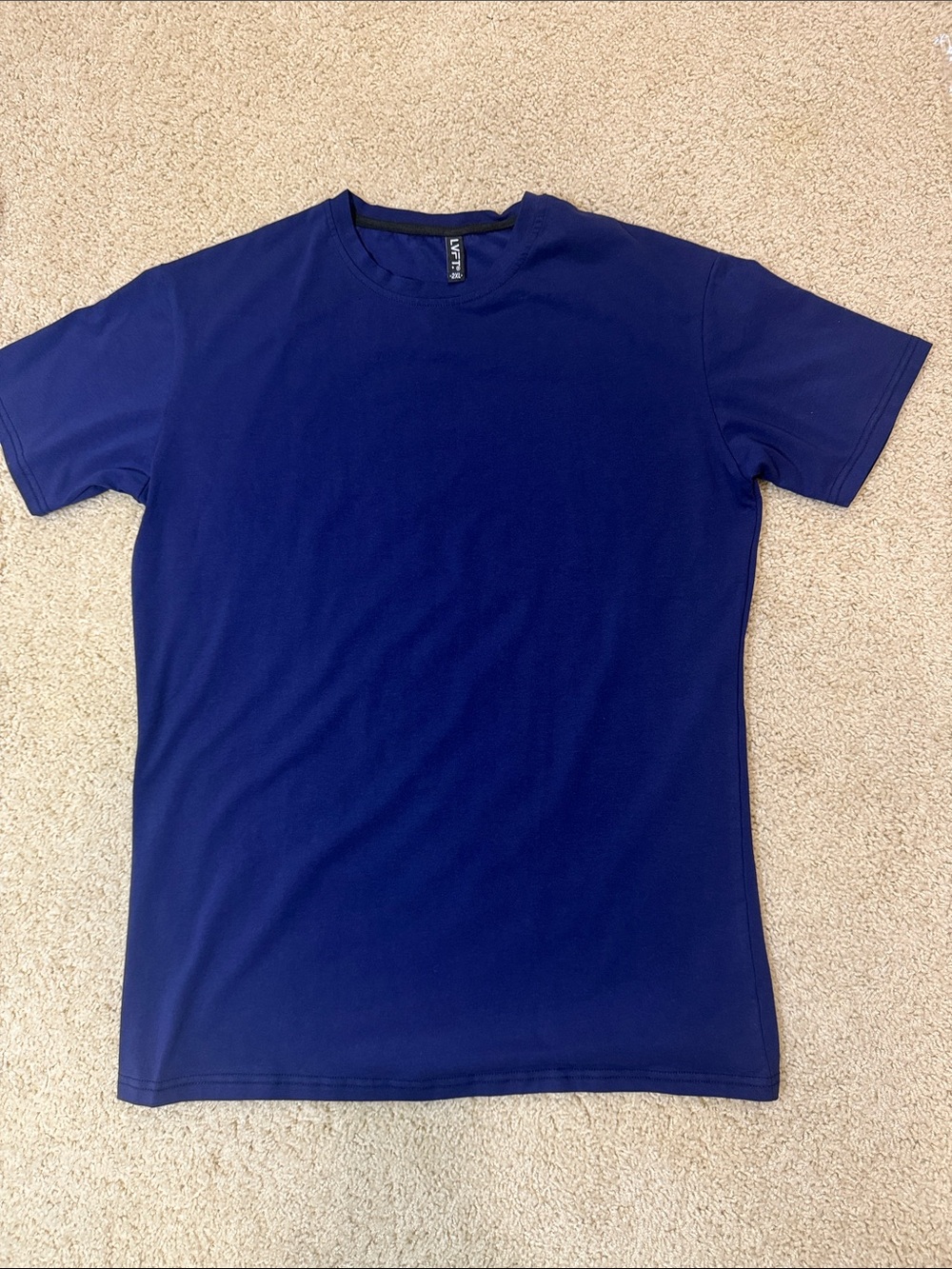 Men's Short-Sleeve Crew Tee in Navy Blue  2 XL fitted t-shirt.